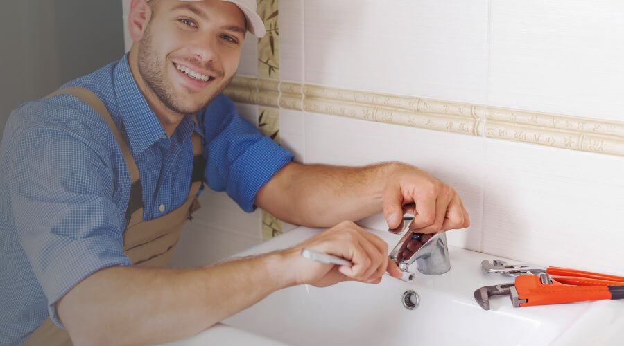 Handle or spout repair in Olivet, MI